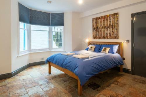 Hostal 144 Lower Cheltenham Place