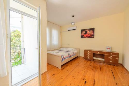 Lovely Villa With Central Location In Fethiye