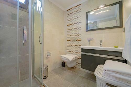 Turquoise Shores Luxury Villa 4br In �l�deniz