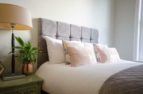 Seaview Apartment - Central Hove With Parking