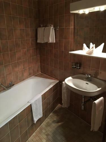 Hotel Restaurant La Porte D'octodure