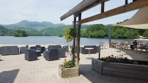 Hotel H�tel Domaine Du Lac Chambon