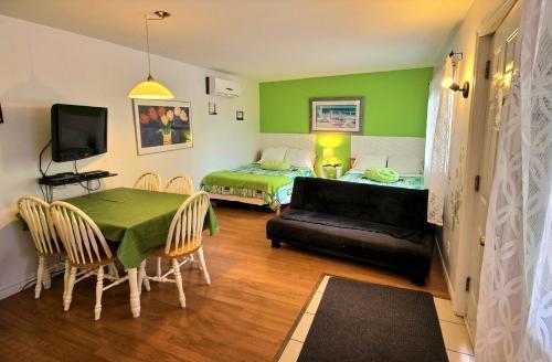 Motel Des Deux Lacs