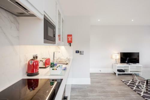 Roomspace Serviced Apartments - The Legacy
