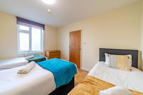 Apartamento Next To Brighton Station * Three Bedroom Flat *