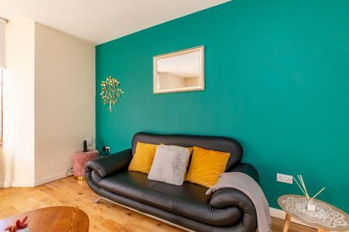 Apartamento Next To Brighton Station * Three Bedroom Flat *