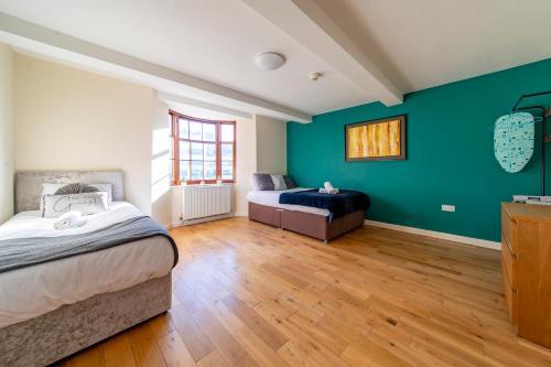 Apartamento Next To Brighton Station * Three Bedroom Flat *