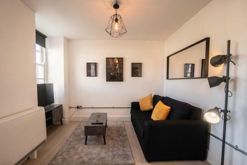 Trendy 1 Bedroom Apartment With Large Terrace Area