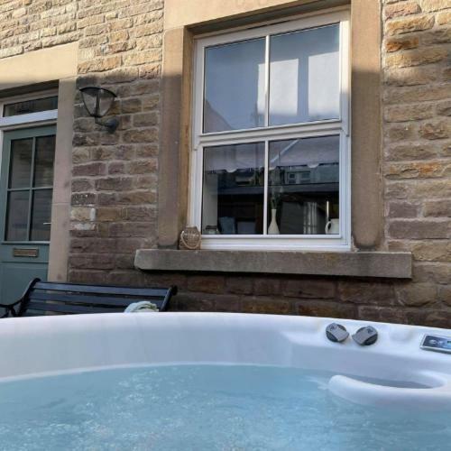 The Groom's House, Buxton
