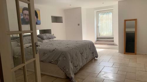 Spacious With Spectacular Views And Private Garden