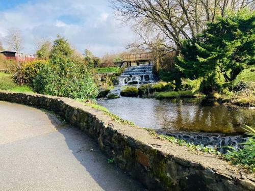 Lodge 147 Snowdon Drive, Glan Gwna