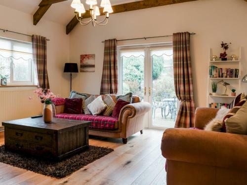 Pass The Keys Peaceful & Coastal 2 Bedroom Cottage