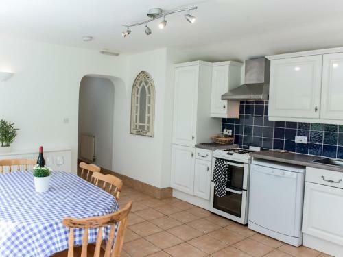Pass The Keys Spacious Cottage In Ceredigion - Sleeps 6