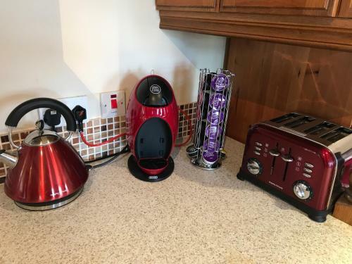 Bed & Breakfast Leafield House