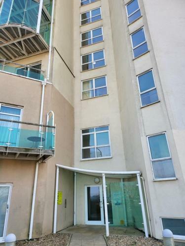 Apartamento The Channel Escape - Pool - Gym - Parking