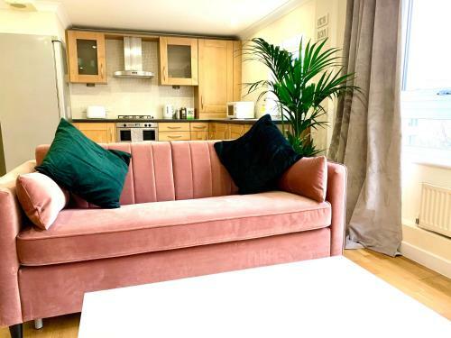 Stylish And Convenient Cambridge City Apartment