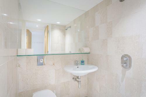Exclusive City Centre Townhouse With Parking