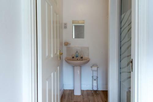 Cardiff Bay Capital Apartment