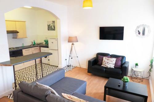 Apartamento Space For Up To 10, 10 Mins From Queen St!
