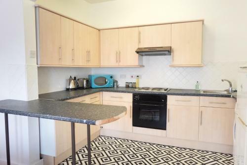Apartamento Space For Up To 10, 10 Mins From Queen St!