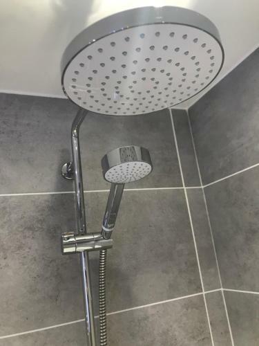Apartamento New Central Super Clean Cardiff House