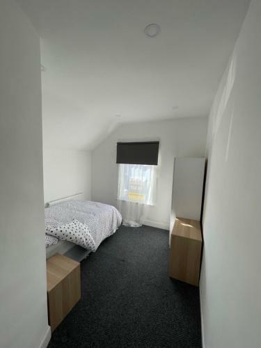 Apartamento Birchgrove 3 Bedroom Flat