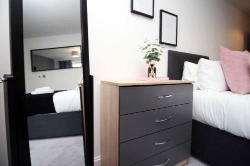 Apartamento Bright And Spacious 2 Br, 15 Min Walk Into Cardiff Centre