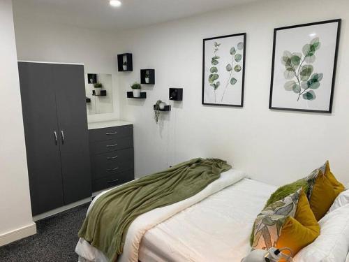 Modern Apartment, Perfect For Couples, 15 Mins Drive City Centre