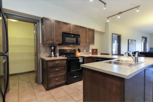Apartamentos Playa Del Sol Resort - Vacation Rentals
