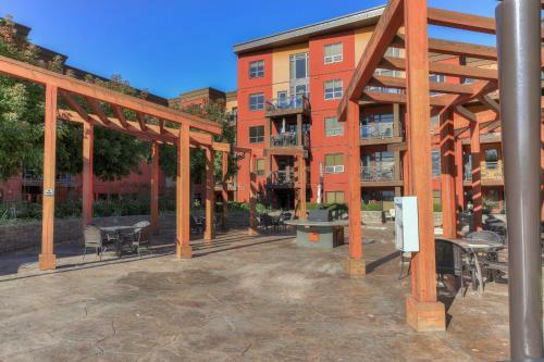Apartamentos Playa Del Sol Resort - Vacation Rentals