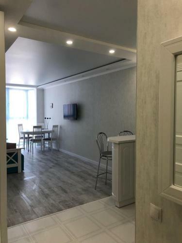 Luxe Apartment On Drahomanova
