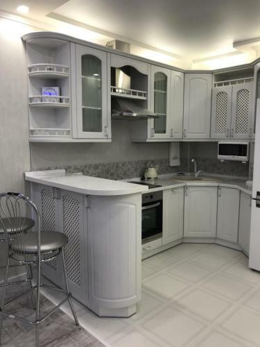Luxe Apartment On Drahomanova