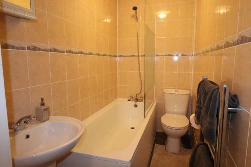 Apartamento Large Studio Flat - Dartford Town Centre