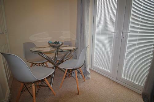Apartamento Sillars Getaways - Modern Four Bedroom Town House