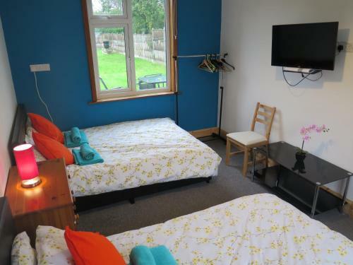 Hostal Twin Rooms Browning House