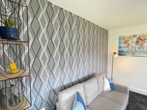 Spacious House, Ideal For Contractors, Leisure Or Corporate Stays