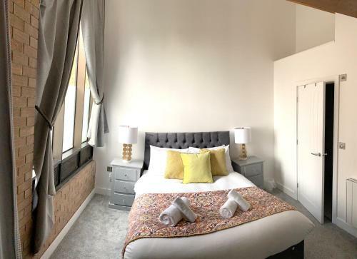 Home Crowd Luxury Apartments - Park View