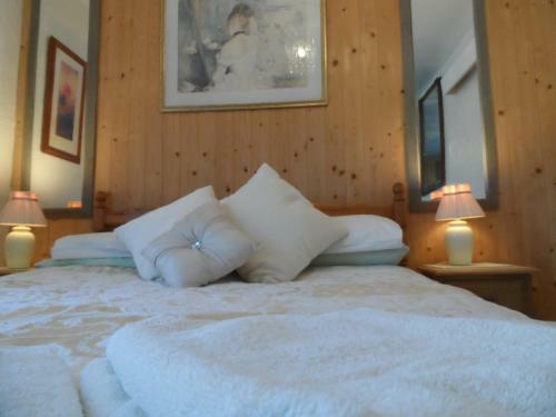 Hostal St Martins Guest House