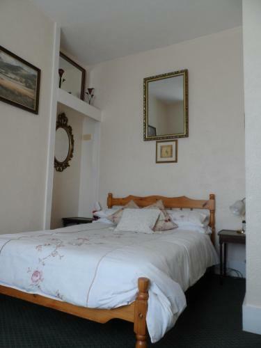 Hostal St Martins Guest House