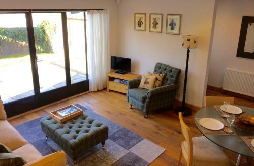 Hesmonds Oast Lodge