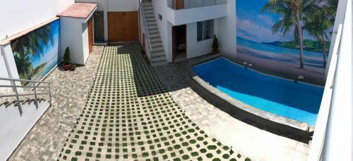 Hostal Bravo Surf Camp Punta Rocas