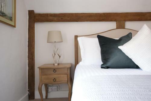 Honeysuckle Cottage- East Meon