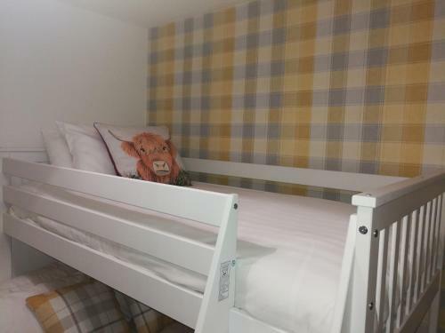 Stewartfield Gardens Apartment