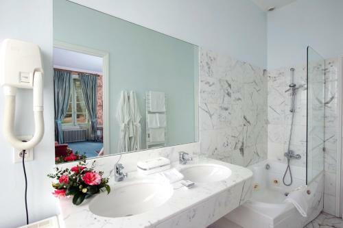 Hotel Ch�teau De Locgu�nol�