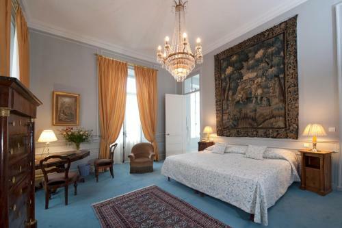 Hotel Ch�teau De Locgu�nol�