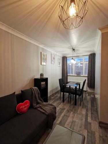Apartamento Palaz-2 Bedroom Flat
