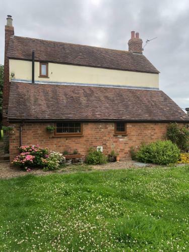Beautiful Old Farmer's Cottage