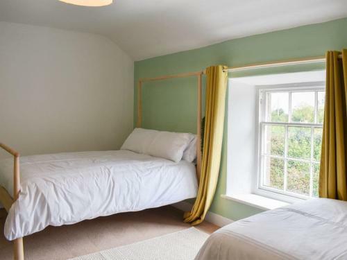The Farmhouse - Uk31126
