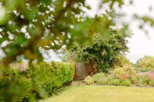 Bed & Breakfast Hordley Hall