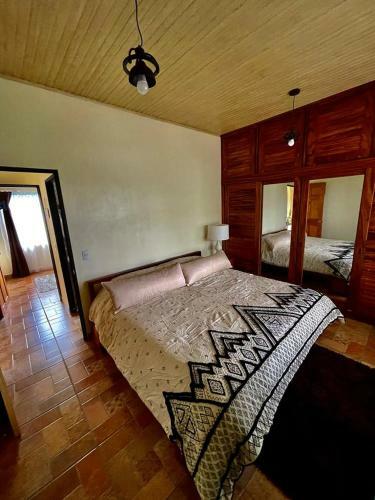 Villa Moni�s House